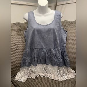 Signature Studio Top